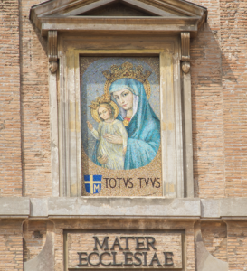 Lunes después de Pentecostés: Bª Virgen María, Madre de la Iglesia (MO)